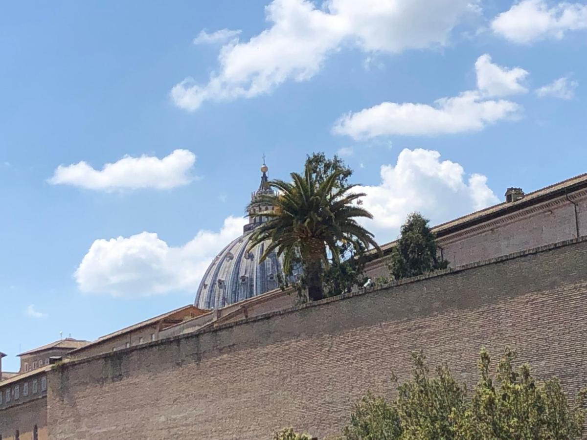 Hotel Manfredi House San Pietro Roma Exterior foto