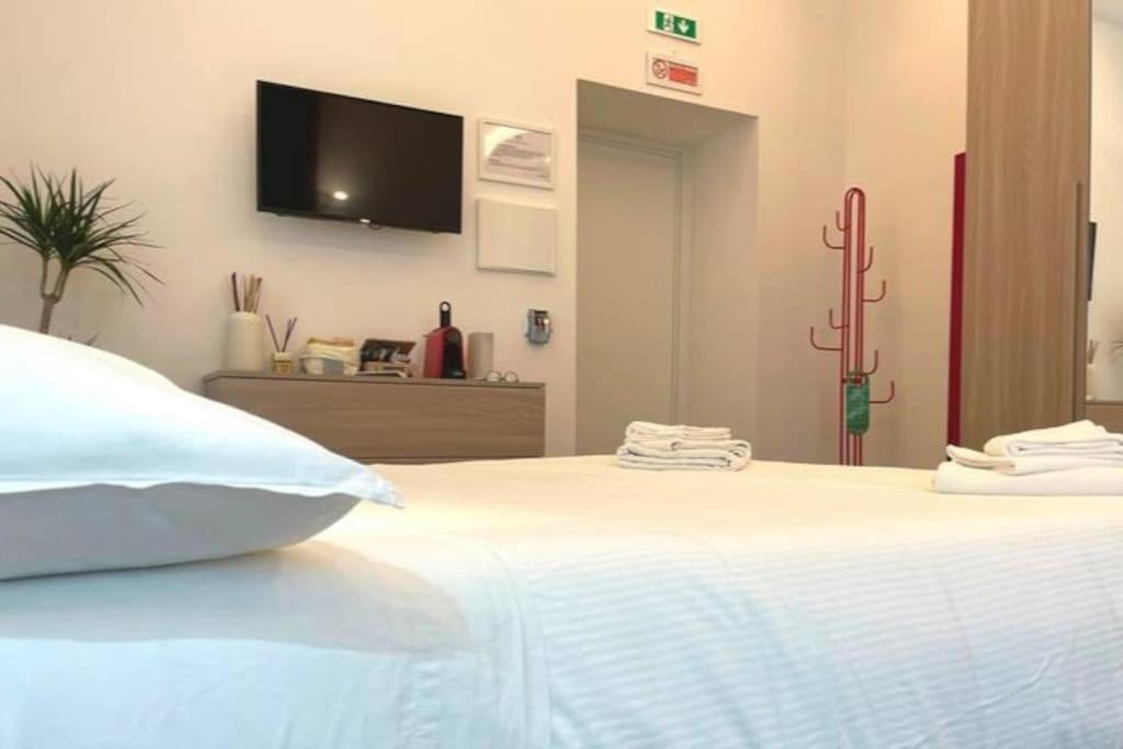 Hotel Manfredi House San Pietro Roma Exterior foto