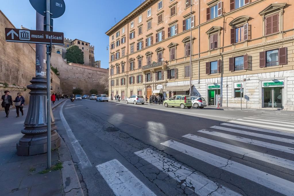Hotel Manfredi House San Pietro Roma Exterior foto